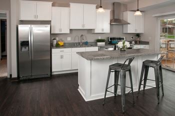 Eat-in kitchens